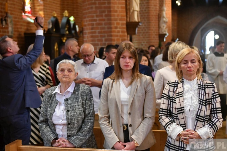 W katedrze trwają święcenia kapłańskie