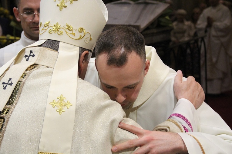 Chwała Panu za nowych prezbiterów!