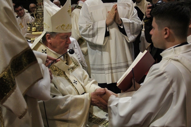 Chwała Panu za nowych prezbiterów!