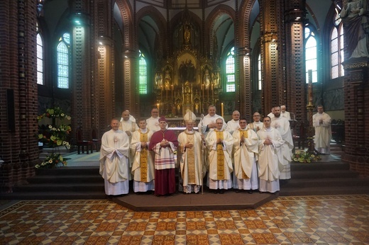 Święcenia kapłańskie w gliwickiej katedrze