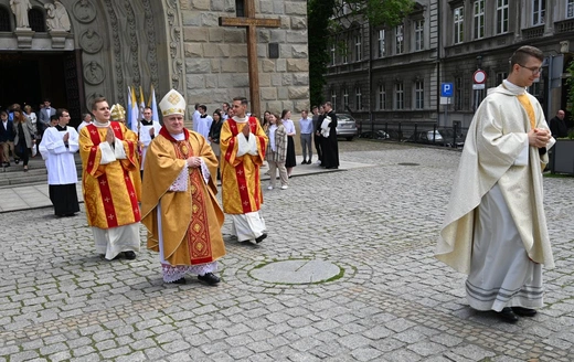 Święcenia kapłańskie w katedrze św. Mikołaja w Bielsku-Białej - 2023 - część 1.
