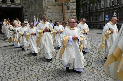 Święcenia kapłańskie w katedrze św. Mikołaja w Bielsku-Białej - 2023 - część 1.