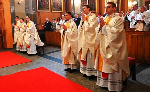 Święcenia kapłańskie w katedrze św. Mikołaja w Bielsku-Białej - 2023 - część 1.