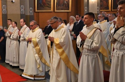 Święcenia kapłańskie w katedrze św. Mikołaja w Bielsku-Białej - 2023 - część 1.