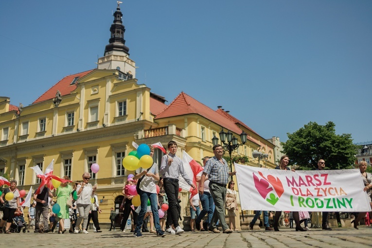 Świdnica. Marsz dla Życia i Rodziny 2023