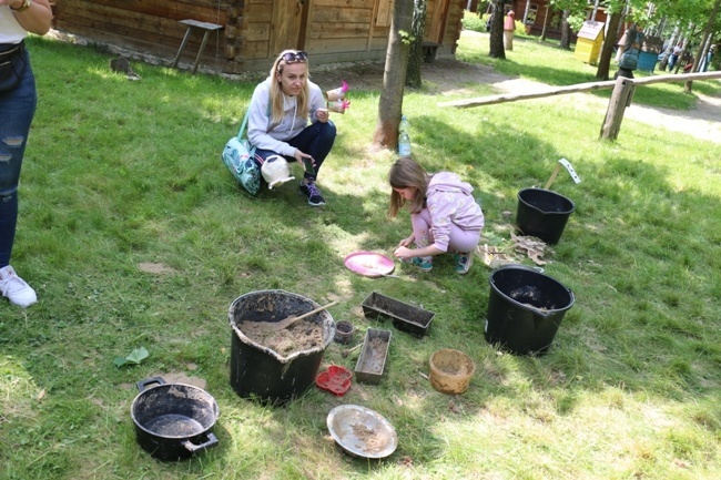 Piknik rodzinny w skansenie