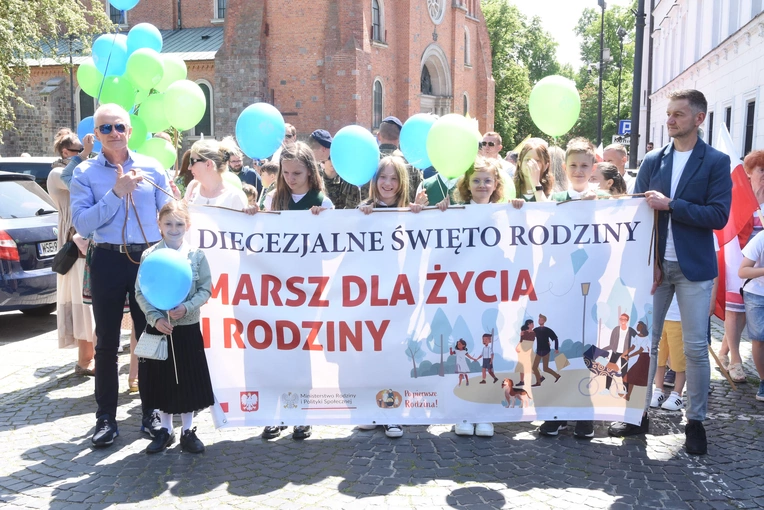 Płock. Marsz i święto rodziny