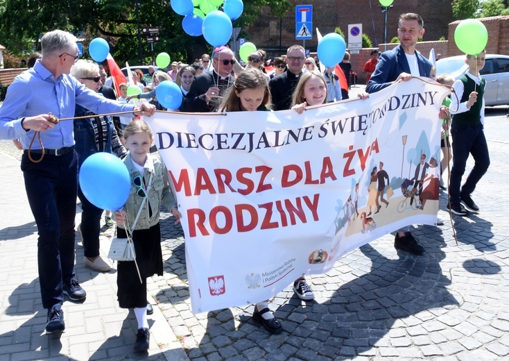 Płock. Marsz i święto rodziny