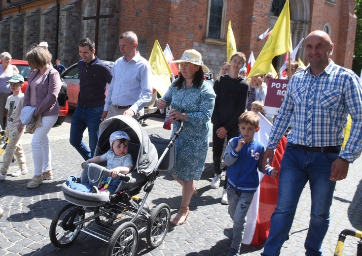 Płock. Marsz i święto rodziny