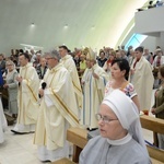 Poświęcenie dzwonów w parafii św. Karola Boromeusza w Opolu