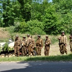 Militarny piknik we Włodzieninie