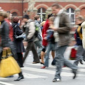 CBOS: 30 proc. zwolenników rządu; 46 proc. - przeciwników