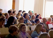 Konferencja o pomocy dzieciom w kryzysie