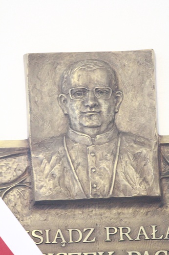 Tablica ks. Pacholika