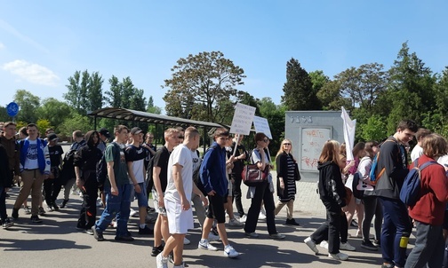 Sosnowiec. Ulicami miasta przeszedł Marsz Przeciwko Przemocy