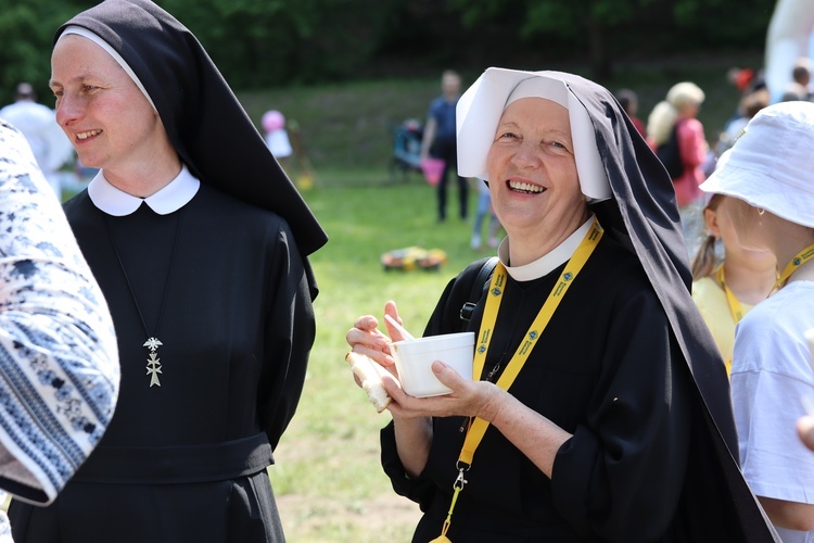 Festyn na Dzień Matki i Dziecka