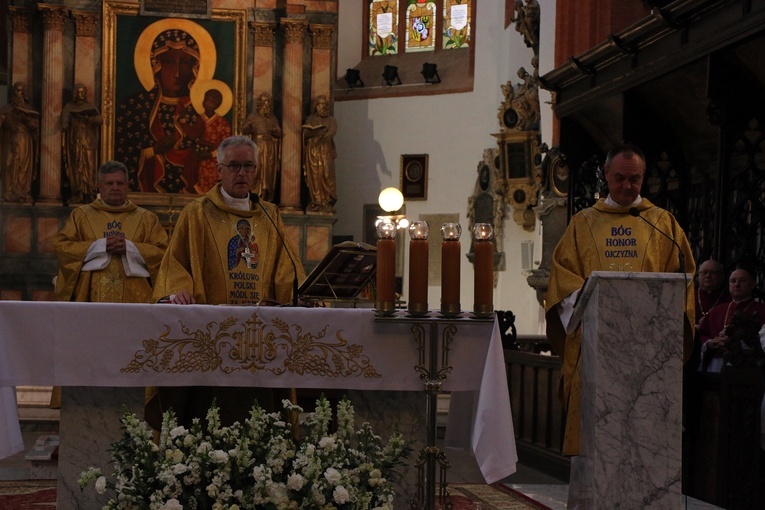 Uroczystości w bazylice św. Elżbiety i bierzmowanie
