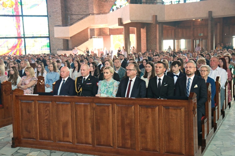 Rypin. Wprowadzenie relikwii bł. J. Popiełuszki