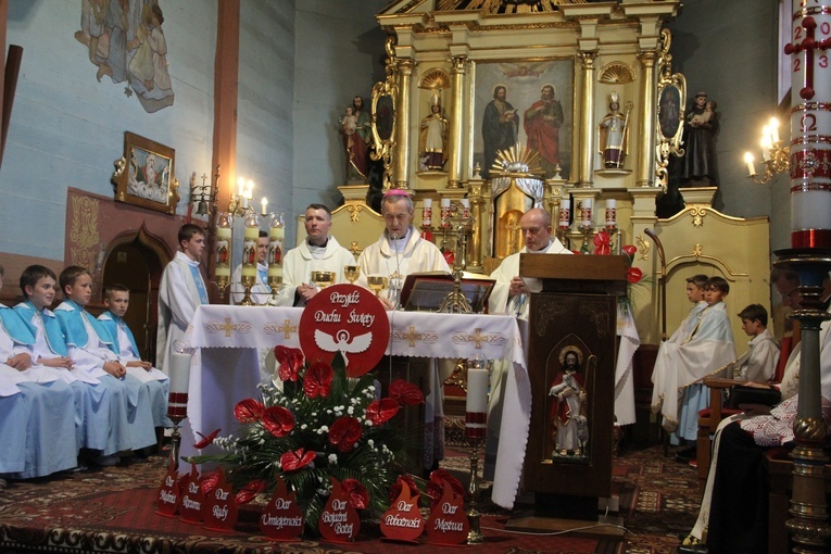 Bierzmowanie w Pogwizdowie