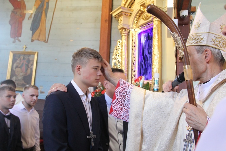 Bierzmowanie w Pogwizdowie