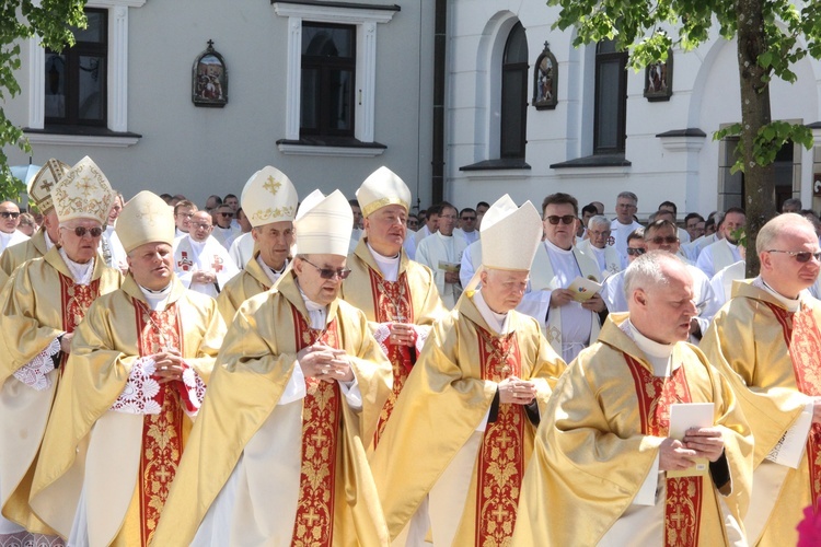 Pielgrzymka kapłanów diecezji tarnowskiej do Tuchowa