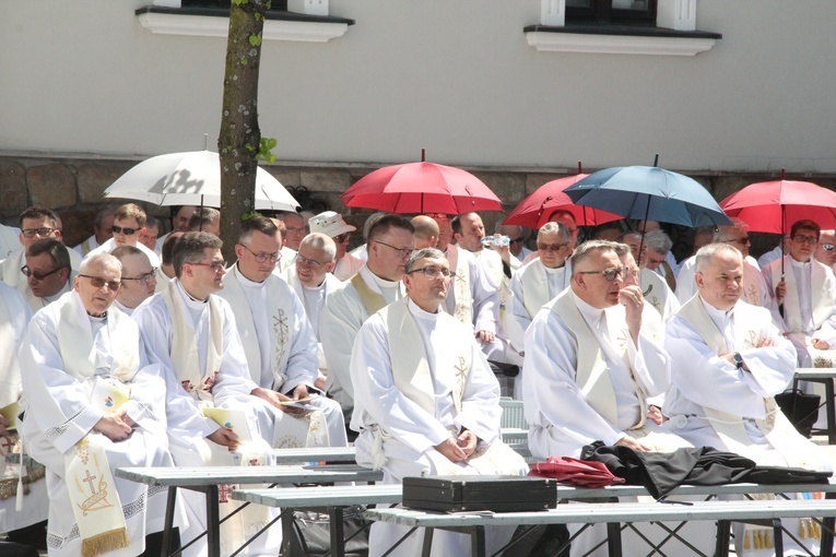 Pielgrzymka kapłanów diecezji tarnowskiej do Tuchowa