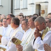 Pielgrzymka kapłanów diecezji tarnowskiej do Tuchowa