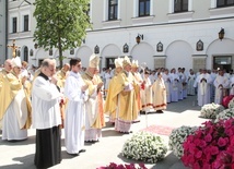 Dlaczego powinniśmy kochać Kościół?