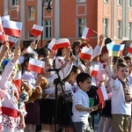 Ukraiński chór dzieci dziękował Polakom przy gorzowskiej katedrze