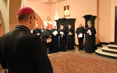 Abp Tadeusz Wojda skierował kapłanów do nowych zadań duszpasterskich.
