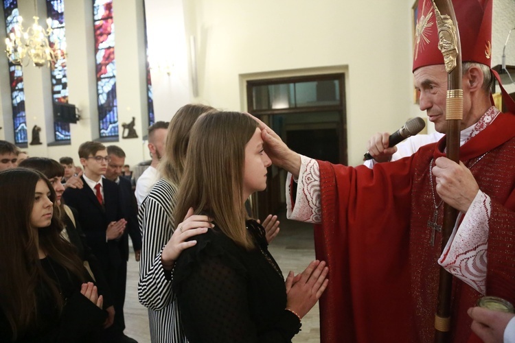 Bierzmowanie u MB Fatimskiej