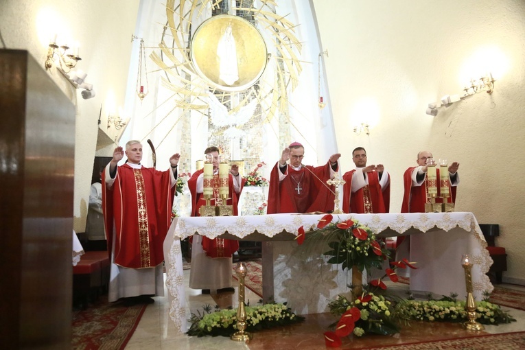 Bierzmowanie u MB Fatimskiej