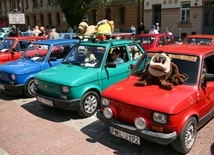 Fiat 126, popularny maluch, świętuje pięćdziesiątkę