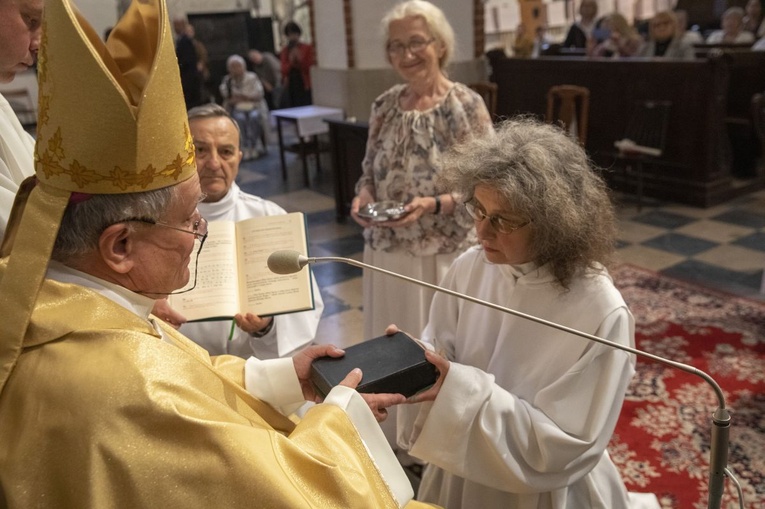 Cztery dziewice konsekrowane