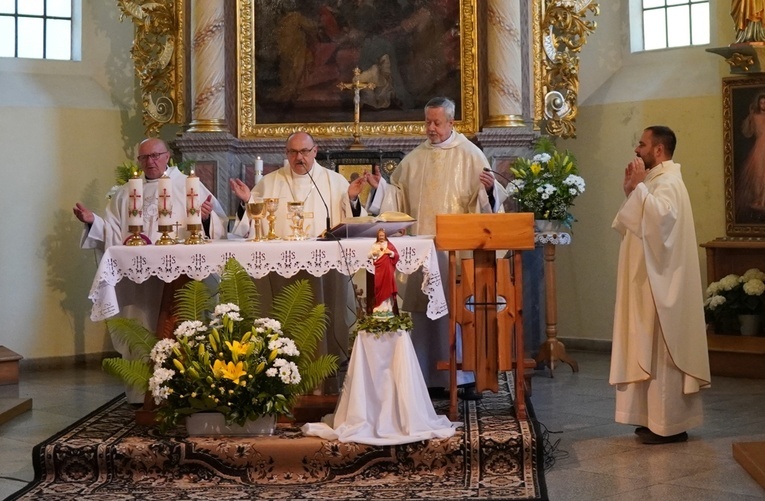 Pielgrzymka do grobu i miejsca męczeństwa bł. s. M. Acutiny