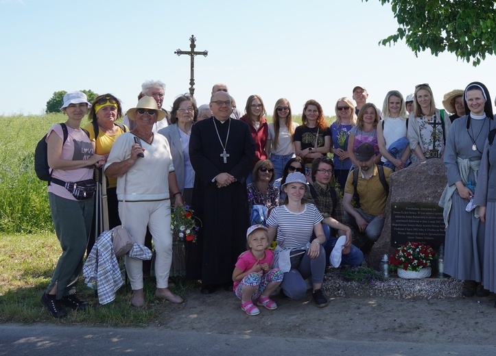 Pielgrzymka do grobu i miejsca męczeństwa bł. s. M. Acutiny