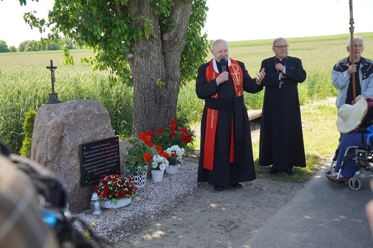 Pielgrzymka do grobu i miejsca męczeństwa bł. s. M. Acutiny