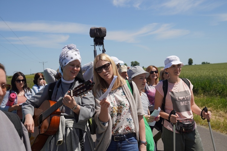 Pielgrzymka do grobu i miejsca męczeństwa bł. s. M. Acutiny