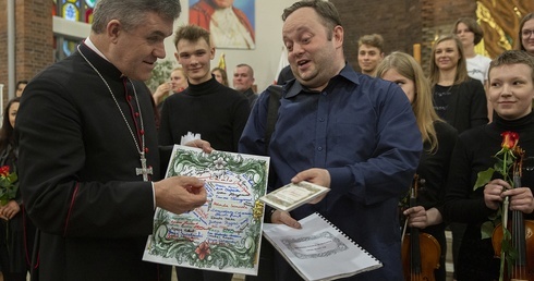 Premiera Kantaty "Dekalog", cz. 2