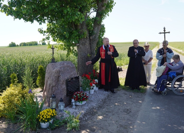 Pielgrzymka do grobu i miejsca męczeństwa bł. s. M. Acutiny