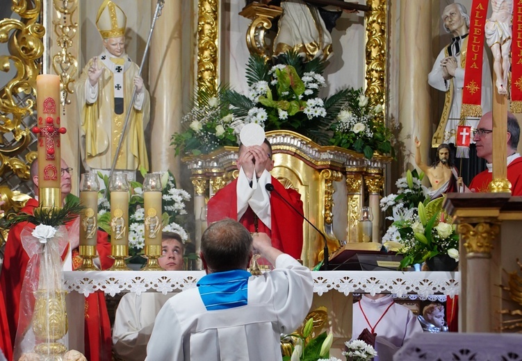 Prymicje neoprezbiterów