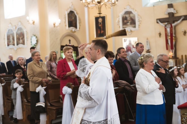 Prymicje neoprezbiterów