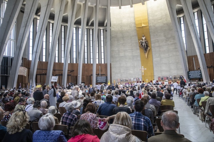 Dziękujemy za czyniących pokój. XVI Święto Dziękczynienia