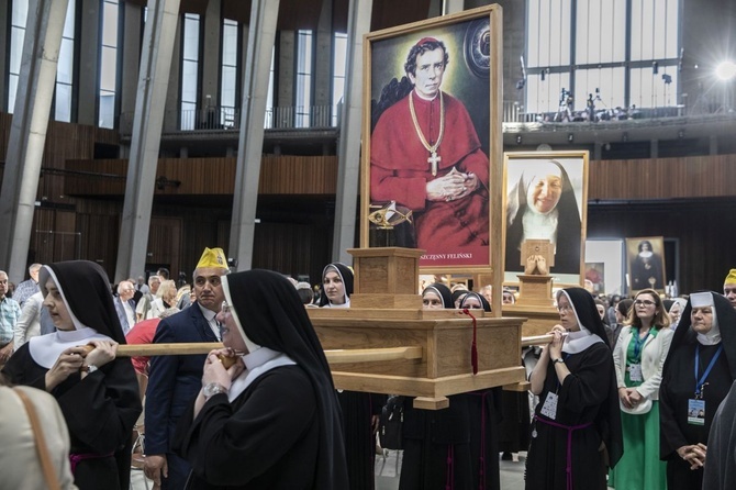 Dziękujemy za czyniących pokój. XVI Święto Dziękczynienia