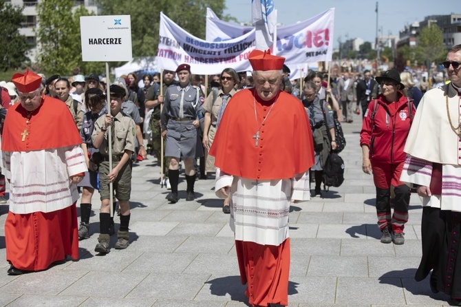 Dziękujemy za czyniących pokój. XVI Święto Dziękczynienia