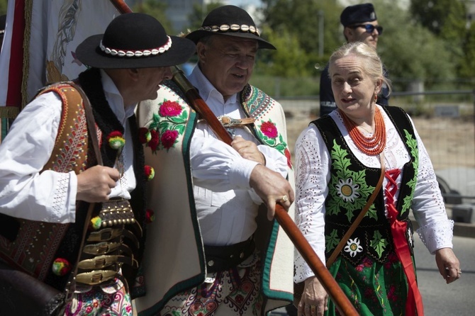 Dziękujemy za czyniących pokój. XVI Święto Dziękczynienia