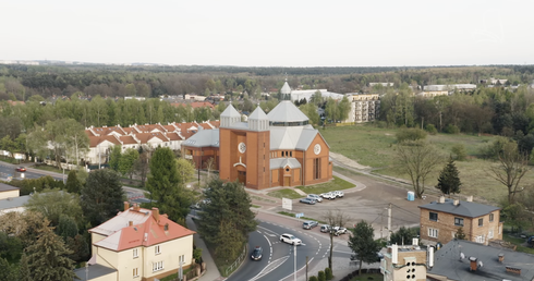 Abp senior Skworc: Matka-Kościół kocha każdego i zawsze