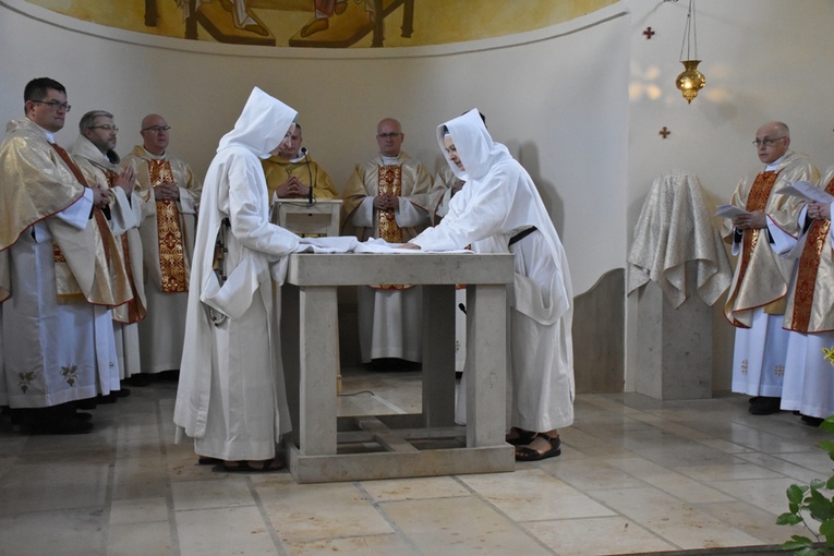 Poświęcenie kościoła w monasterze