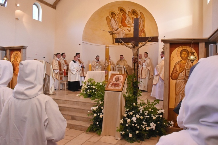 Poświęcenie kościoła w monasterze