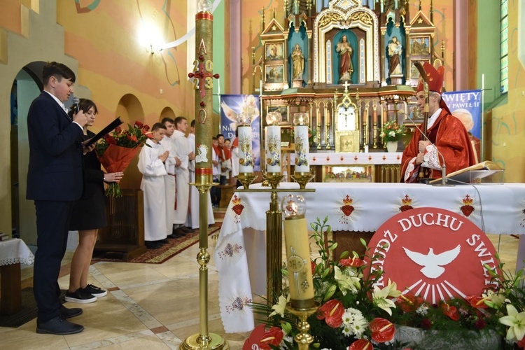 Bierzmowanie w Łężkowicach